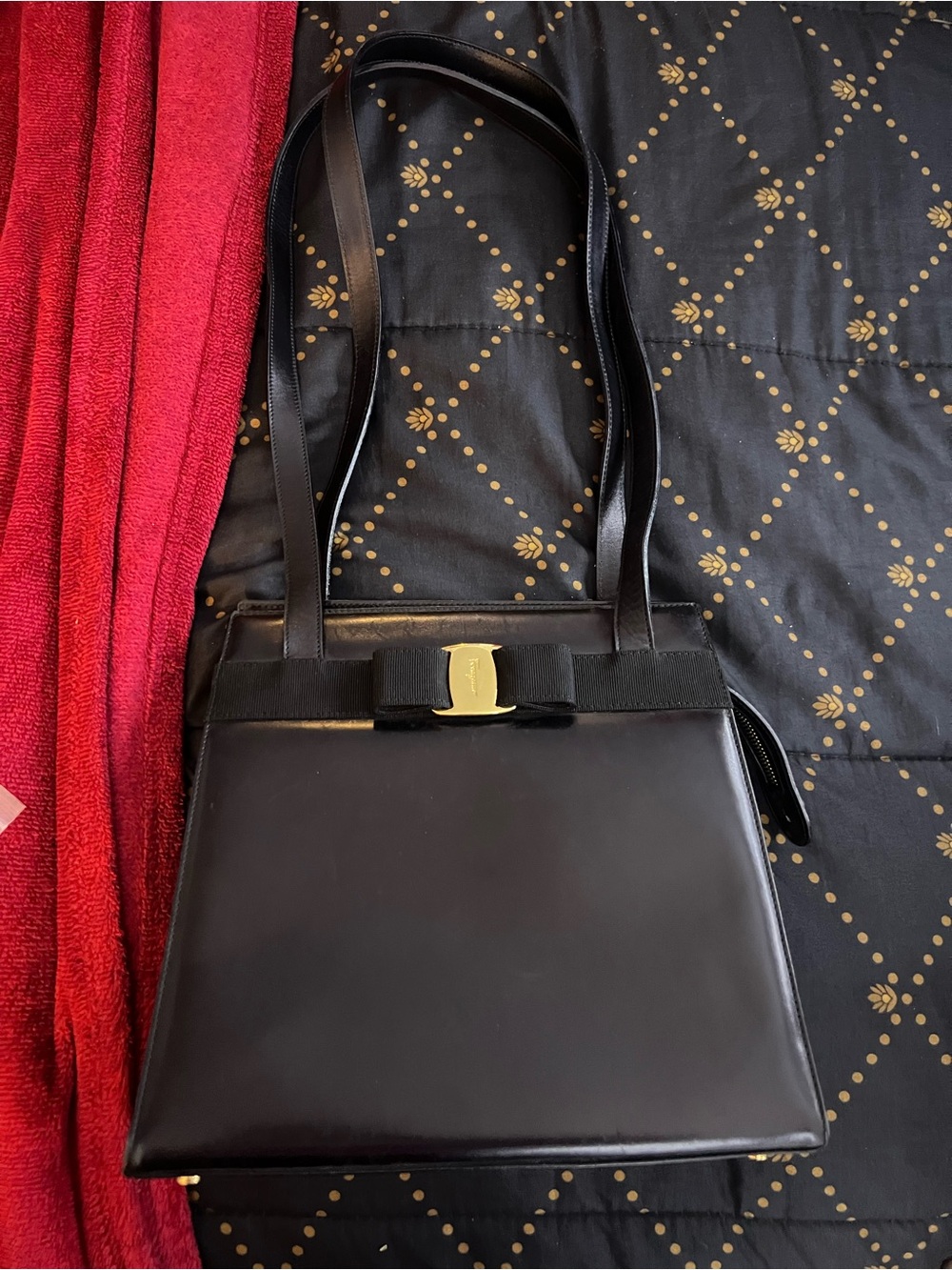 Salvatore Ferragamo Black Leather Bow-Accent Shoulder Bag